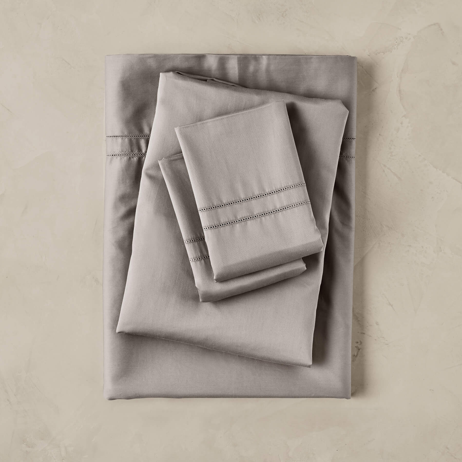 Kings & Queens Egyptian Cotton Classic Hemstitch Sheet Set in Mushroom Bedding Set