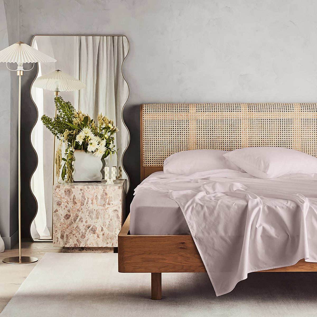 Kings & Queens Egyptian Cotton Classic Hemstitch Sheet Set in Rose Front View