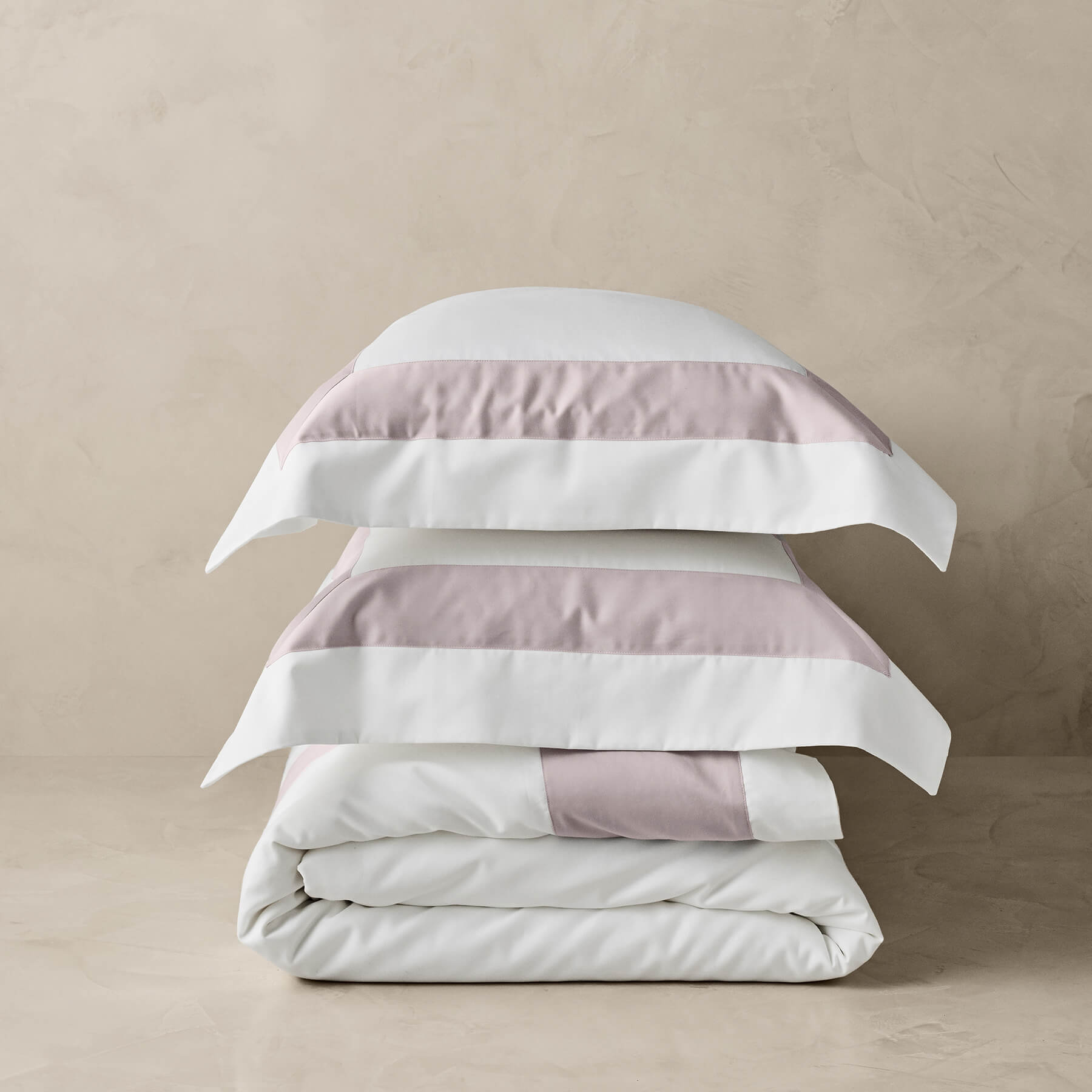 Kings & Queens Egyptian Cotton Signature Cuff Duvet Cover Set in Rose Bedding Set