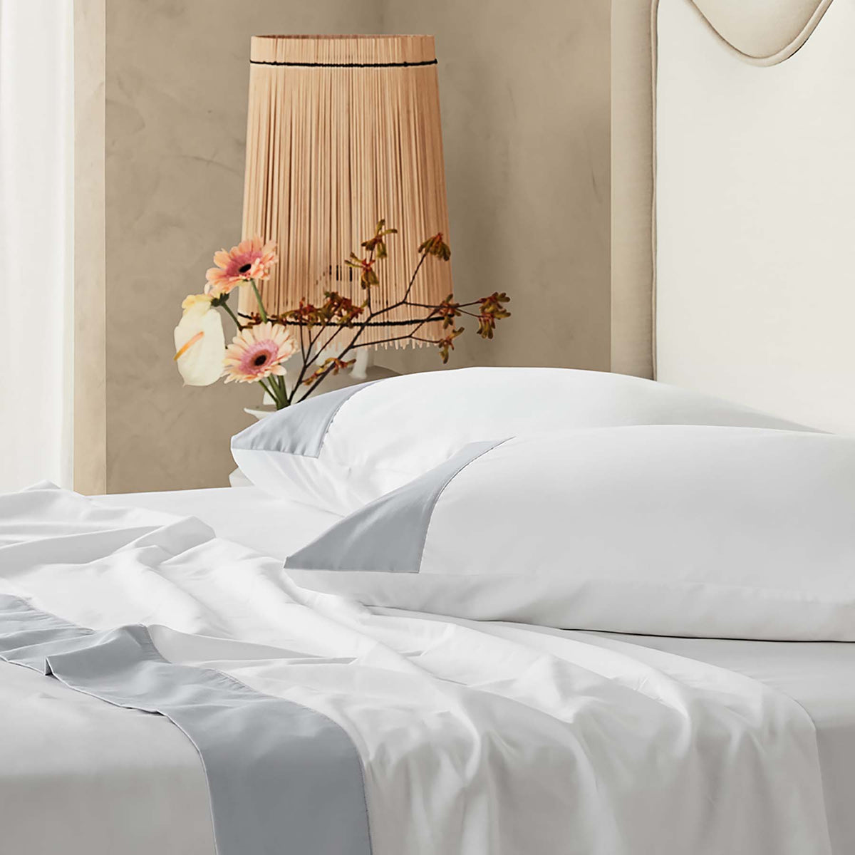 Kings & Queens Egyptian Cotton Signature Cuff Sheet Set in Cloud Side View