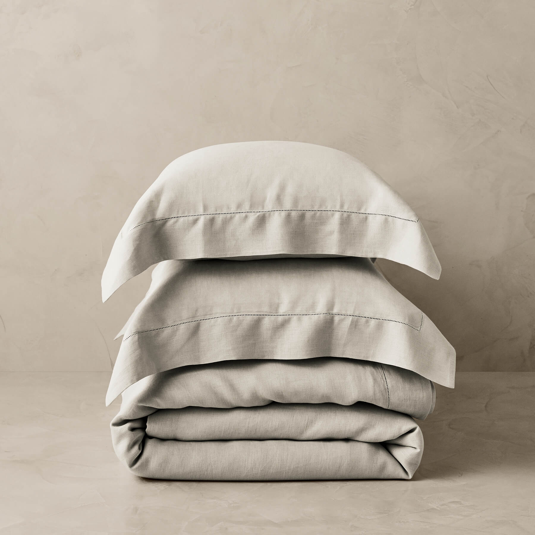 Kings & Queens Vintage Linen Duvet Cover Set in Parchment Bedding Set