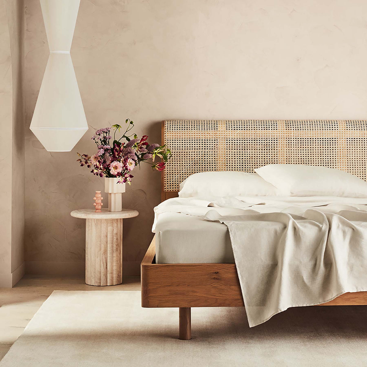 Kings & Queens Vintage Linen Sheet Set in Parchment Front View