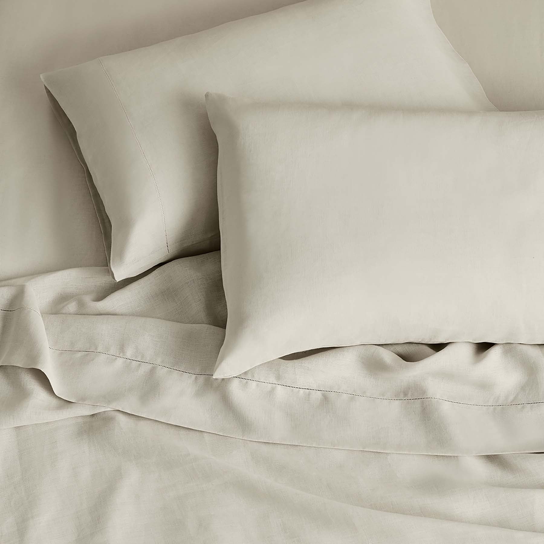 Kings & Queens Vintage Linen Supreme Bundle Set in Parchment Pillowcase Set