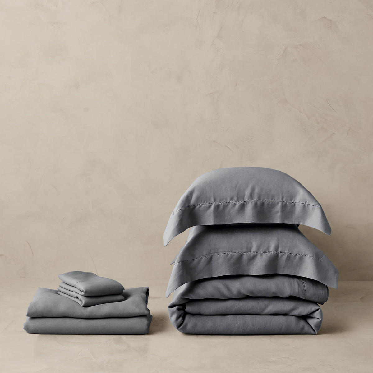 Kings & Queens Vintage Linen Supreme Bundle Set in Night Bedding Set