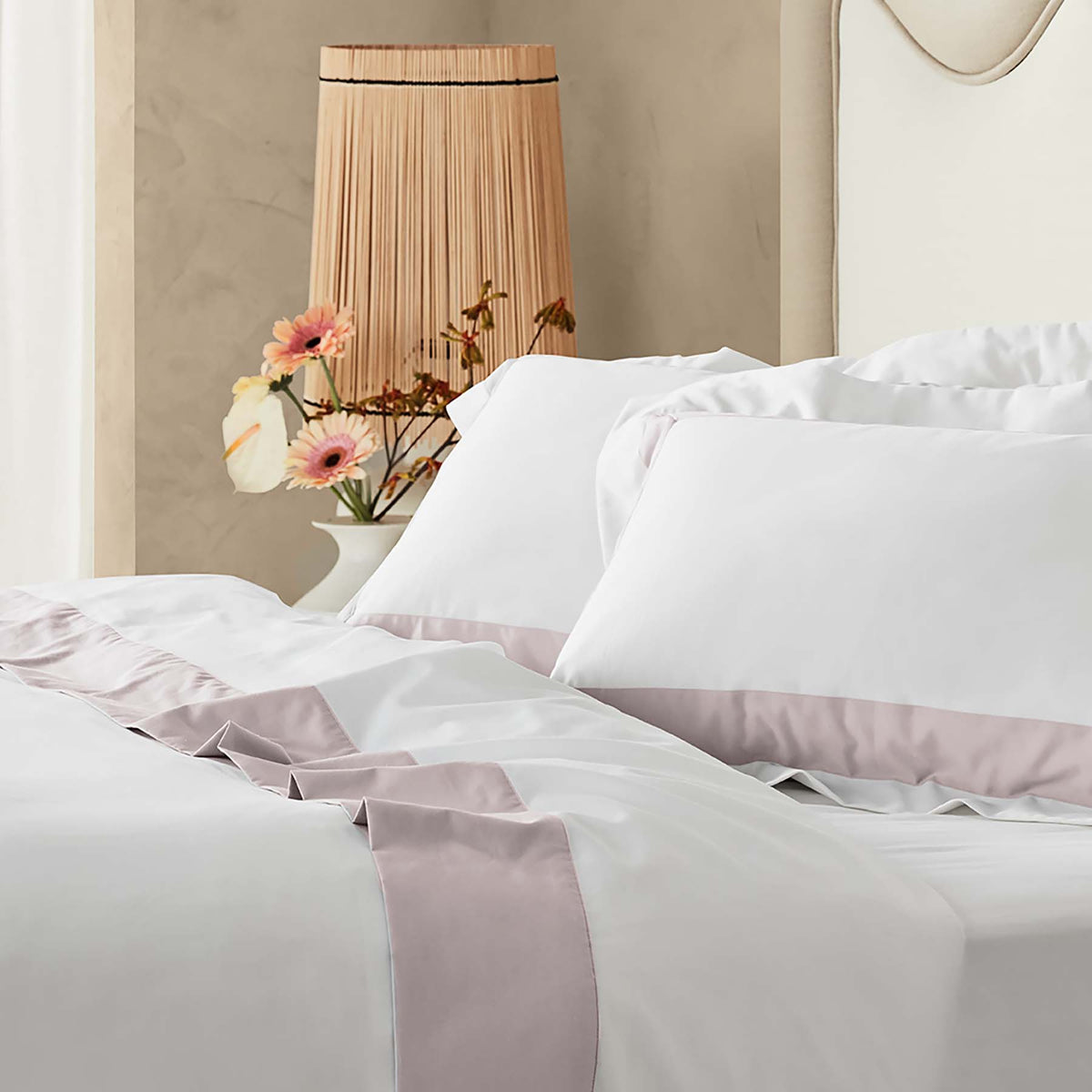 Kings & Queens Egyptian Cotton Signature Cuff Starter Bundle Set in Rose Side View